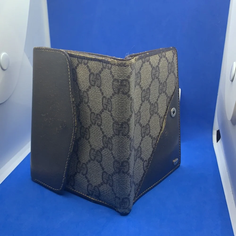 Rarest Gucci GGโ Vintage canvas & leather wallet - Picture 10 of 14